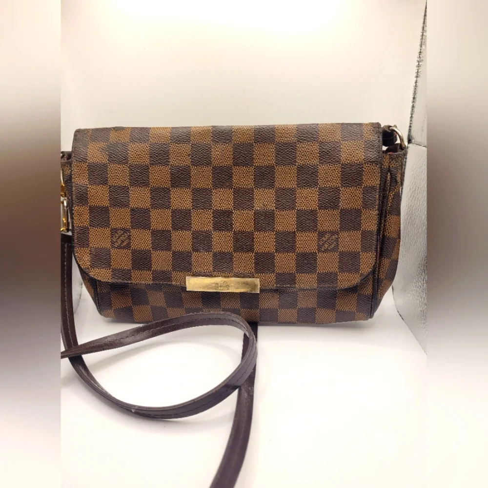 Louis Vuitton Favorite  PM Brown Canvas Coated Monogram Shoulder Bag
